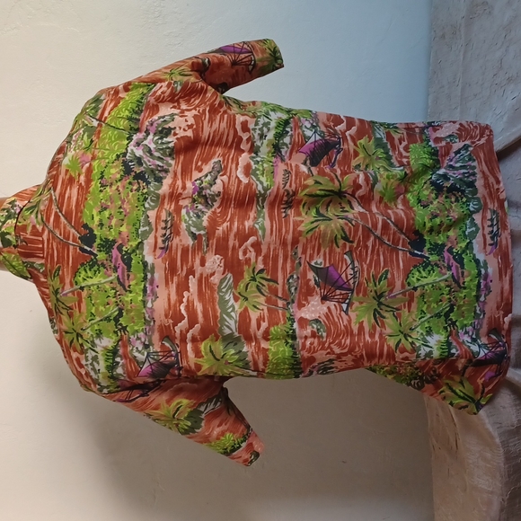 Vintage men's Hawaiian design shirt - Picture 2 of 3